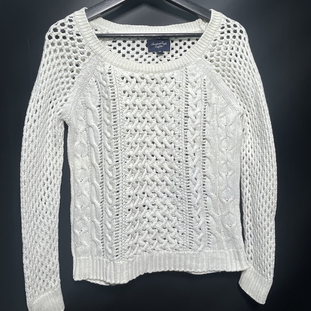 American Eagle Pullover Crocheted‎ Cable Knit White Sweater M Cotton/Nylon/Wool